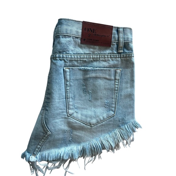 One Teaspoon Junkyard Mini Skirt Sz 24 - Picture 4 of 12